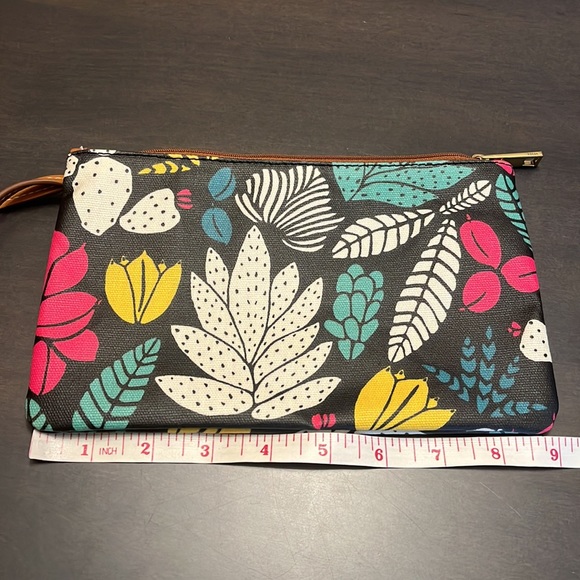 FOSSIL Eliza Clutch Wristlet Wallet Dark Floral Cactus Zip like NEW Bag Purse - Picture 10 of 11